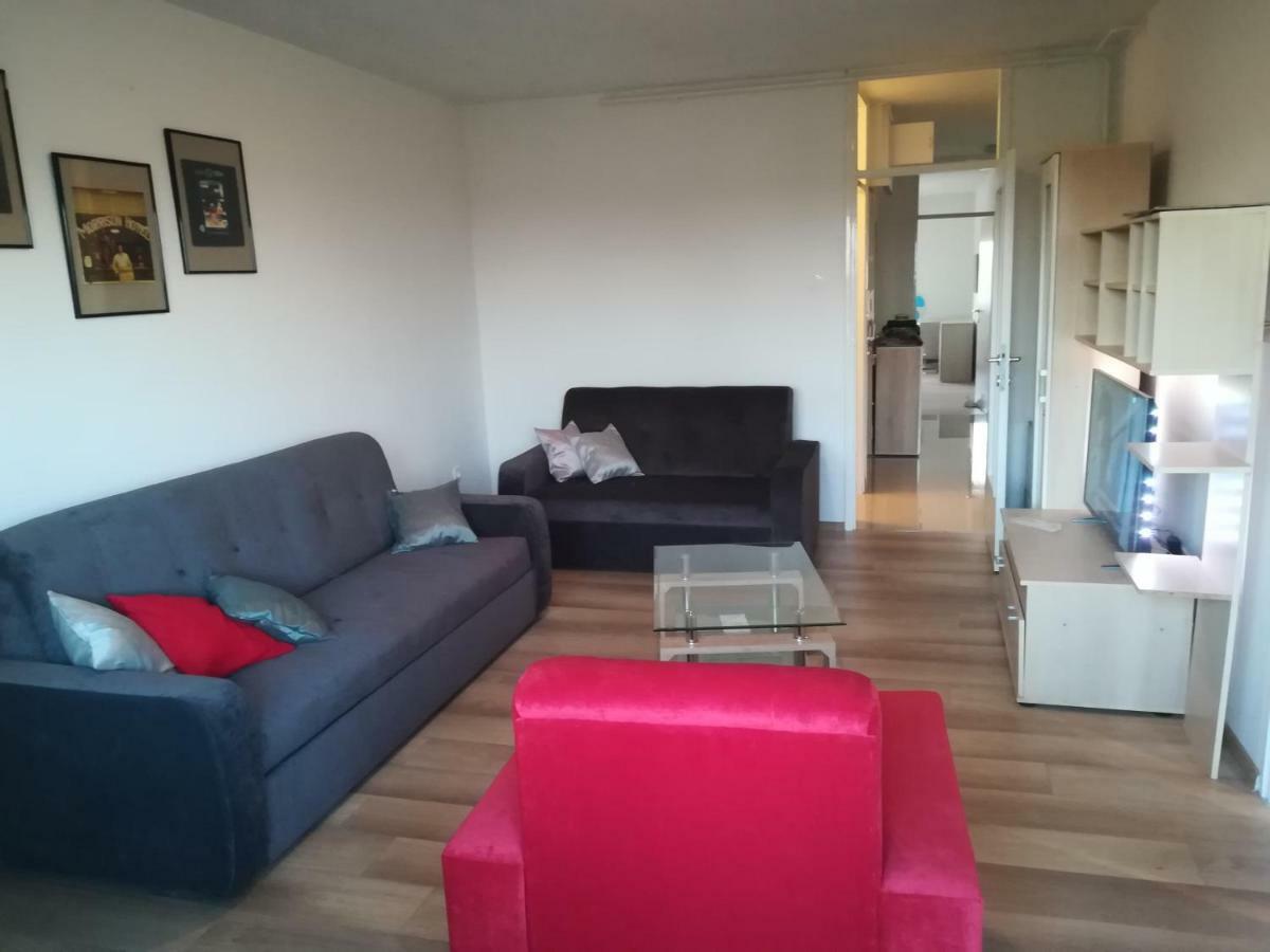 Apartman Tonika 普拉 外观 照片